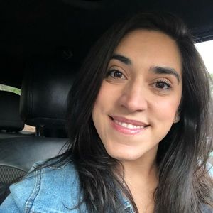 Meet your Posher, Rocio